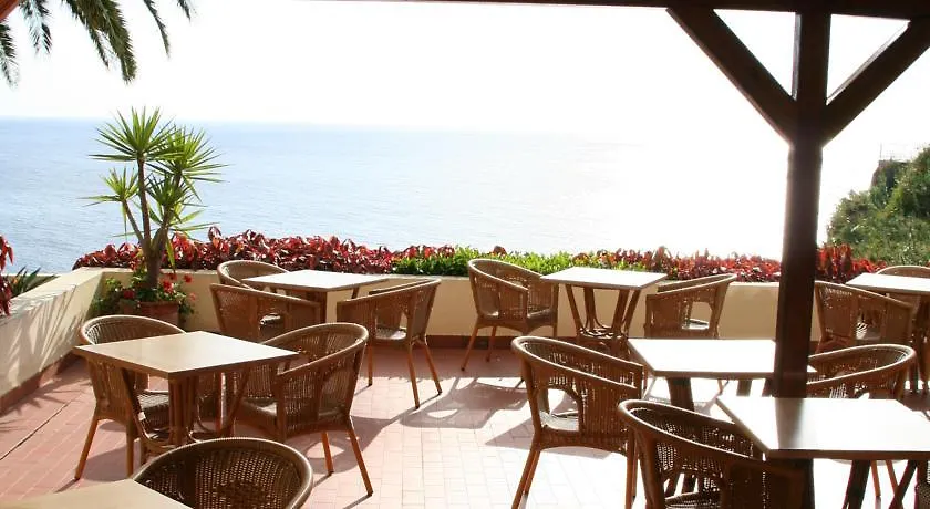 Alpino Atlantico Ayurveda Cure Centre Adults Only Hotel Caniço 4*,  Portugália