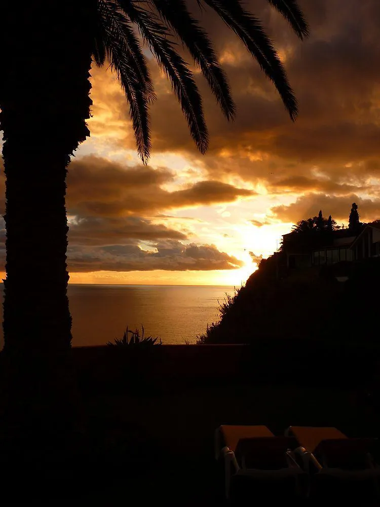 Alpino Atlantico Ayurveda Cure Centre Adults Only Hotel Caniço 4*,