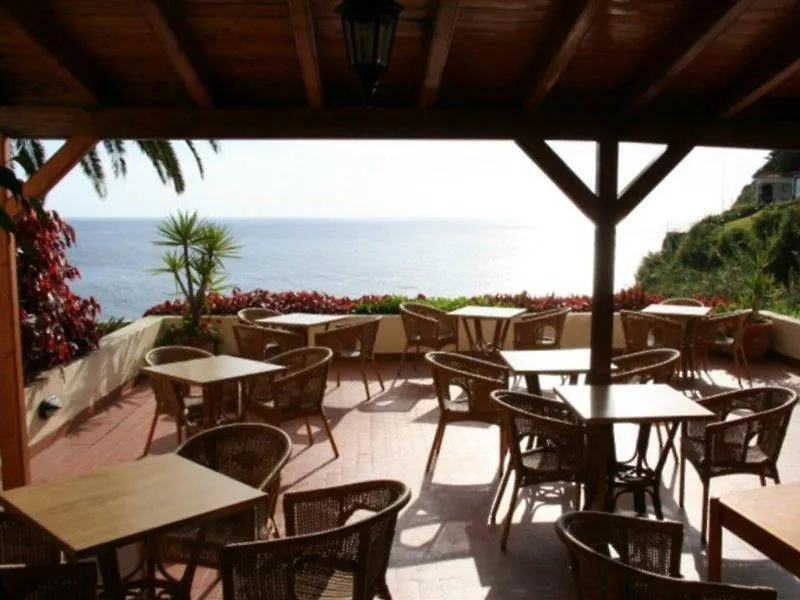 Alpino Atlantico Ayurveda Cure Centre Adults Only Ξενοδοχείο Caniço 4*,